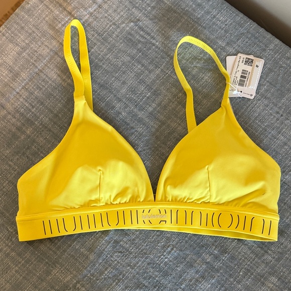 Lululemon license to train bra A/B - Picture 1 of 10